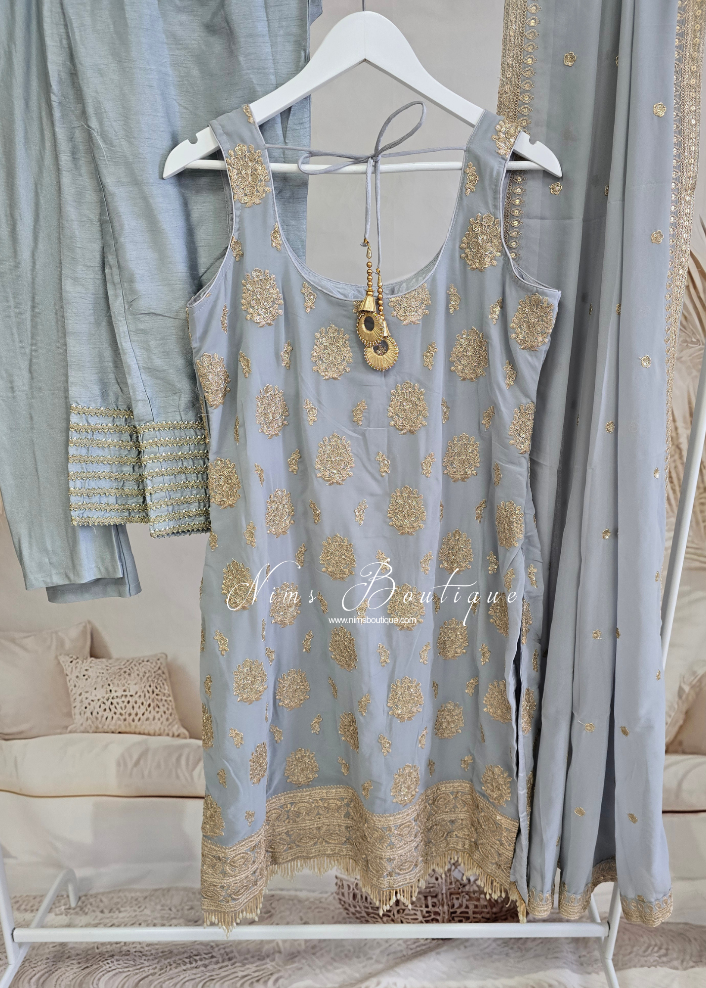 Grey Sequin Pajami & Trouser Suit (Size 12-14)