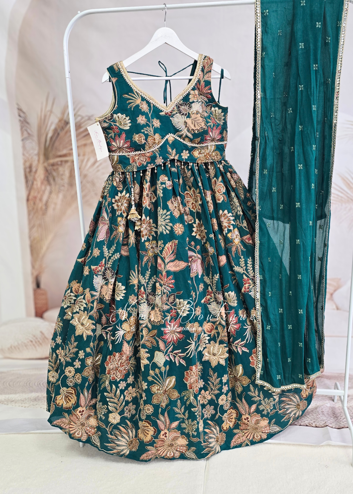 Luxury Teal Green Floral Embellished Lehnga. Size 12