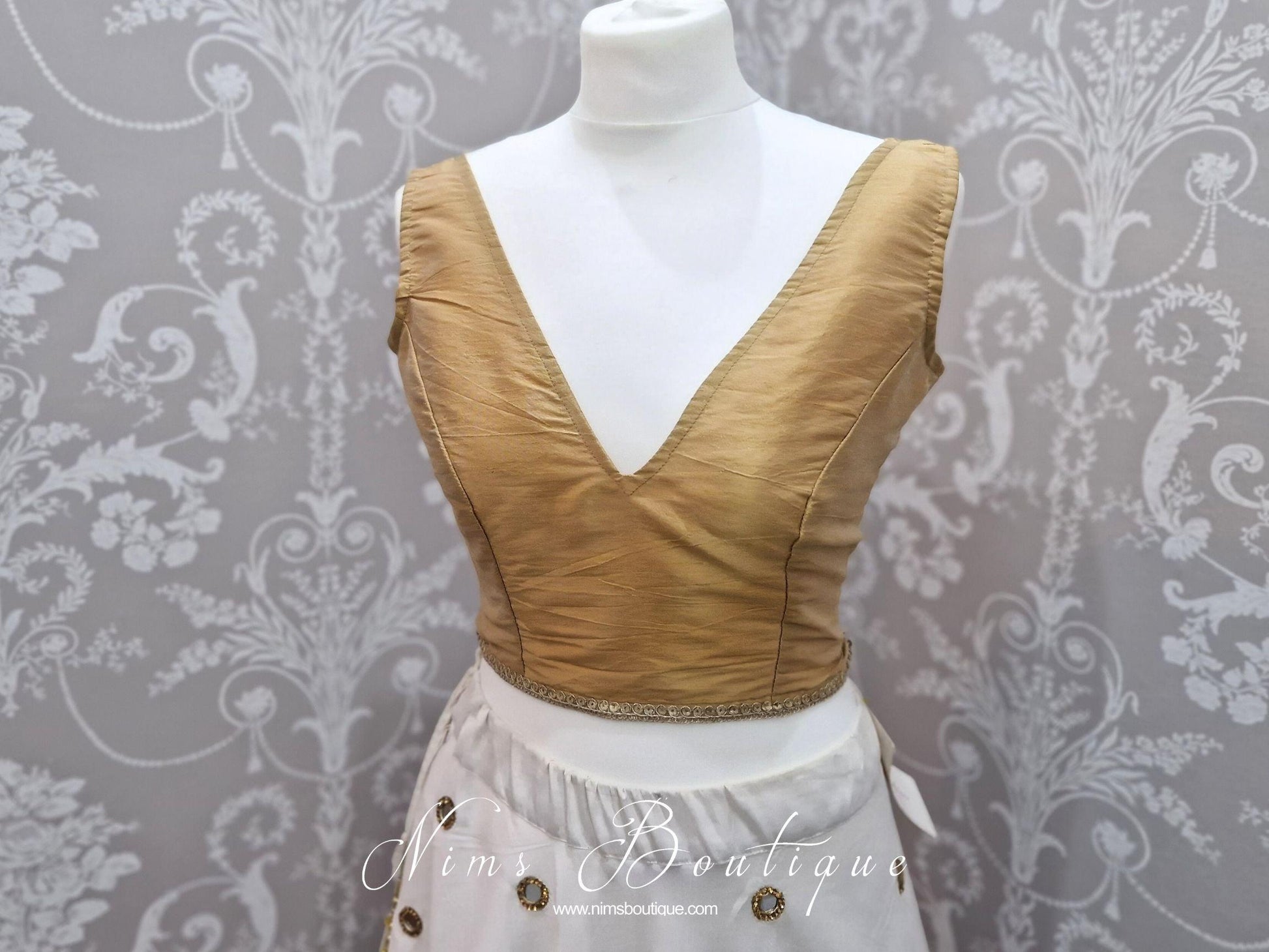 Nims Boutique Rupa Gold Luxury Silk V Neck Blouse size 4-16