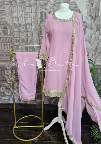 Light Mauve Trouser Suit with sleeves (10-12)