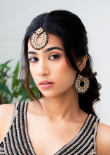 Royal Black Chand Tikka Set