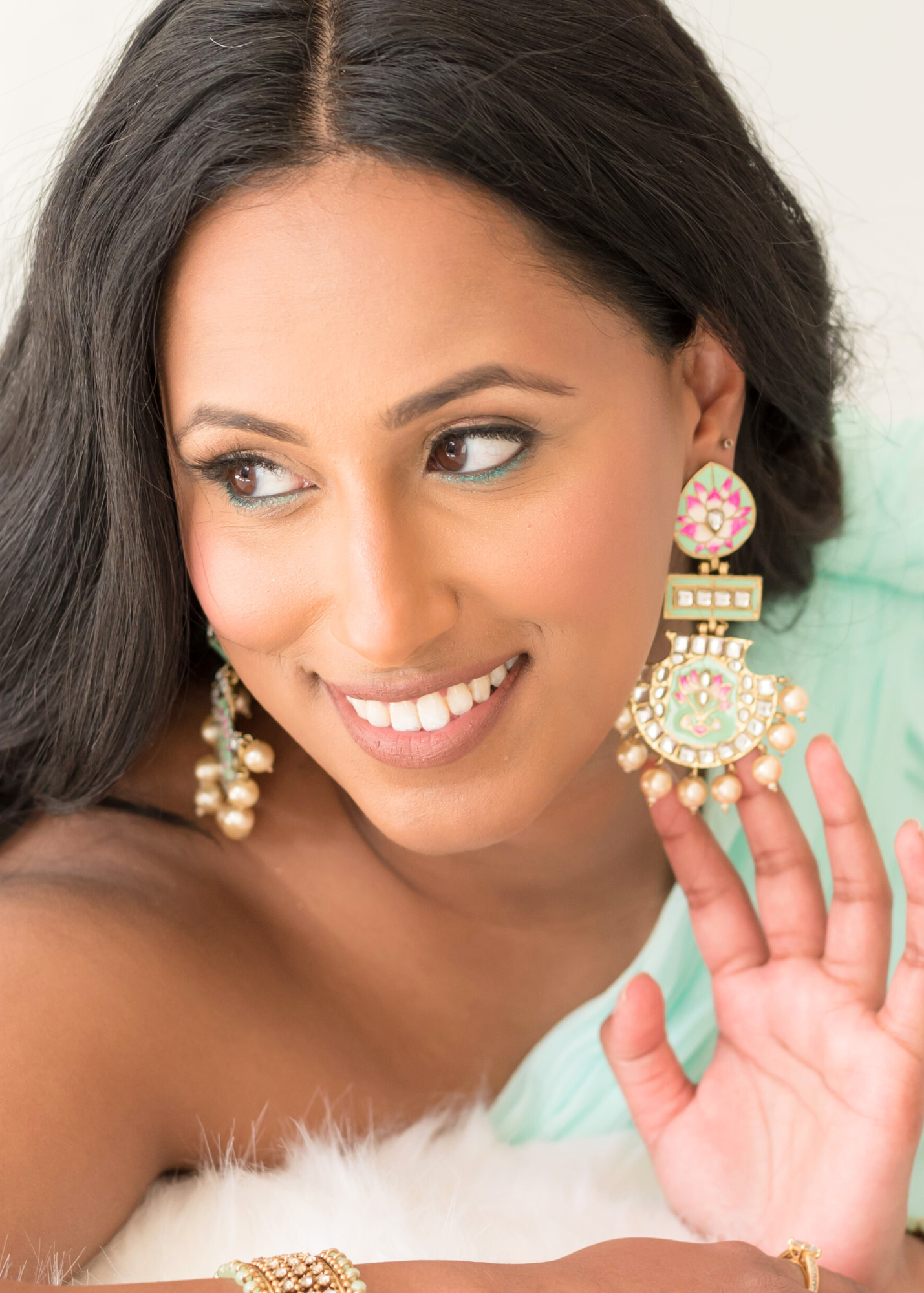 Suhana Mint Blossom Earrings