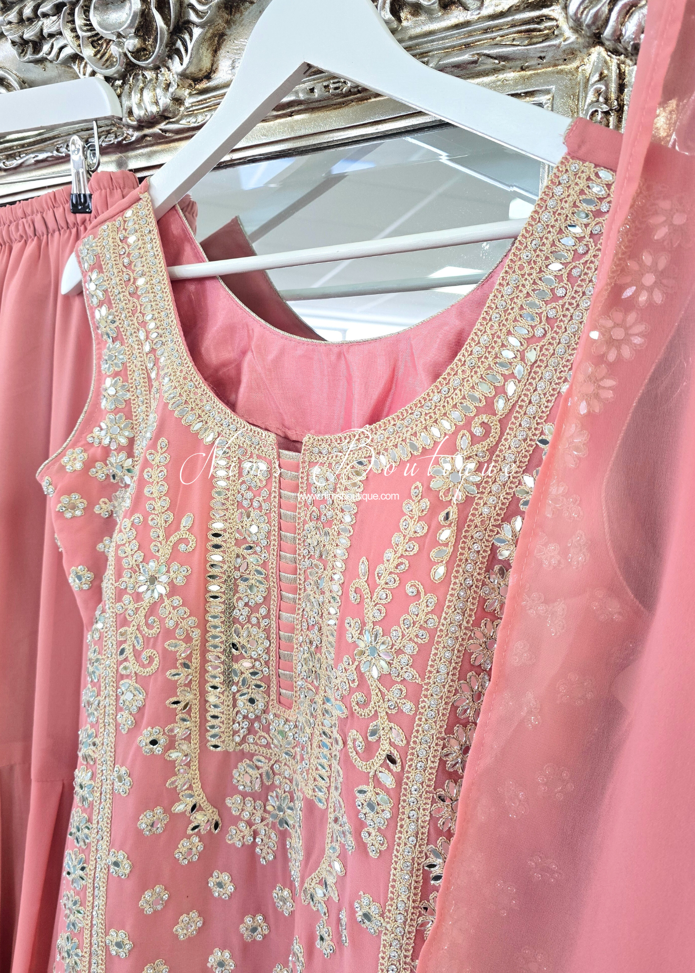 Dusky Pink Thread Embroidered Gharara Suit (size 10-12)