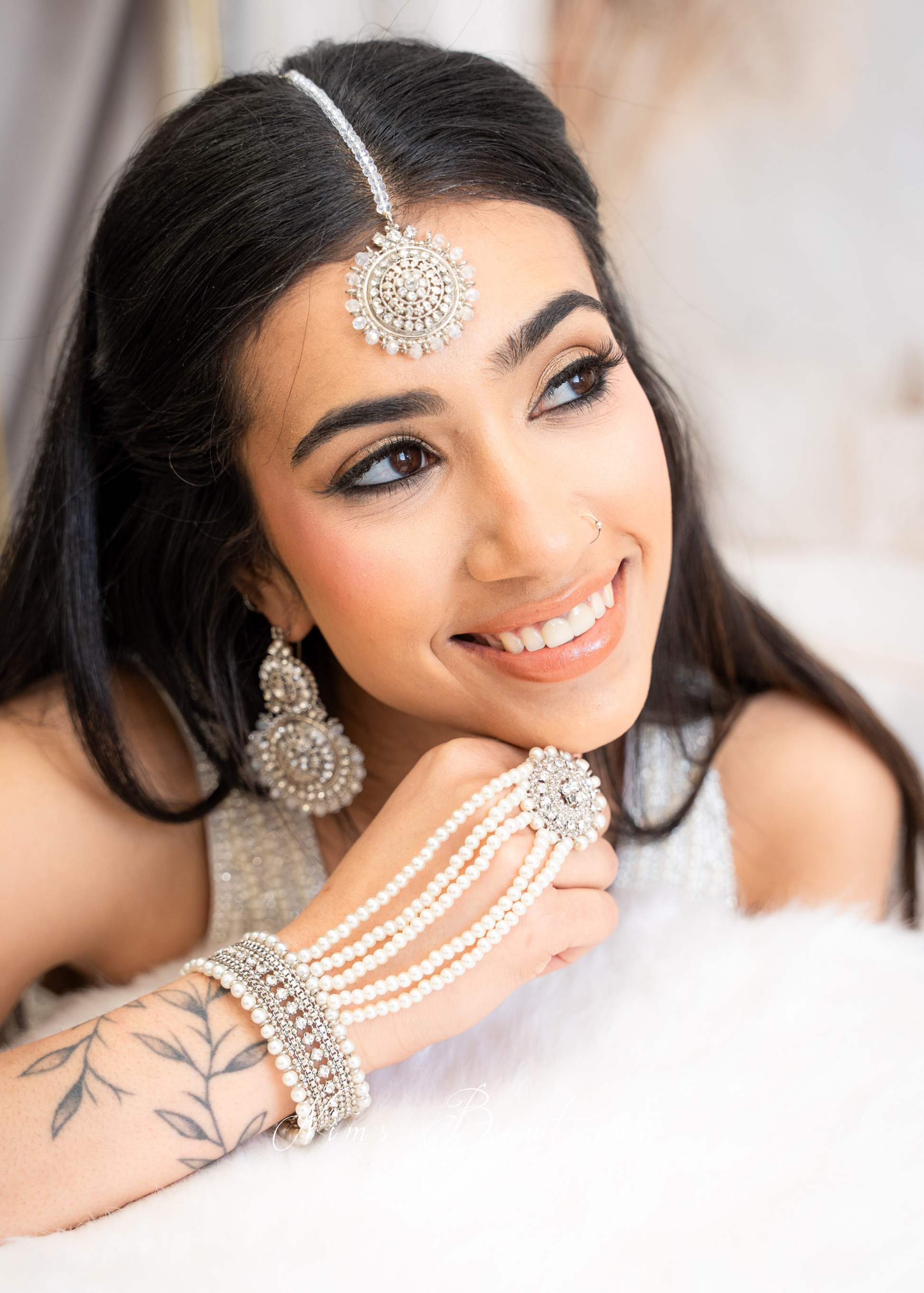 Royal Silver & Clear Tikka Set