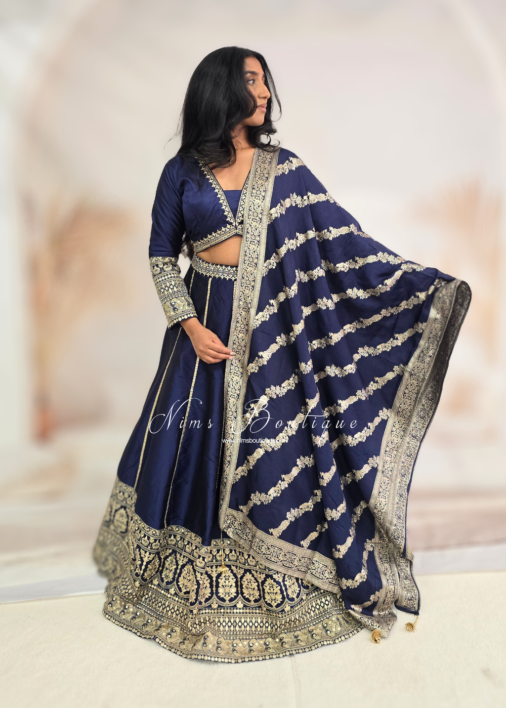 Luxury Silk Long Sleeve Lehnga (size 12-14)