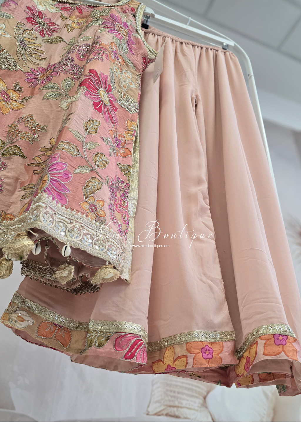 Peach Floral Thread Embroidered Sharara Suit (size 18-20)