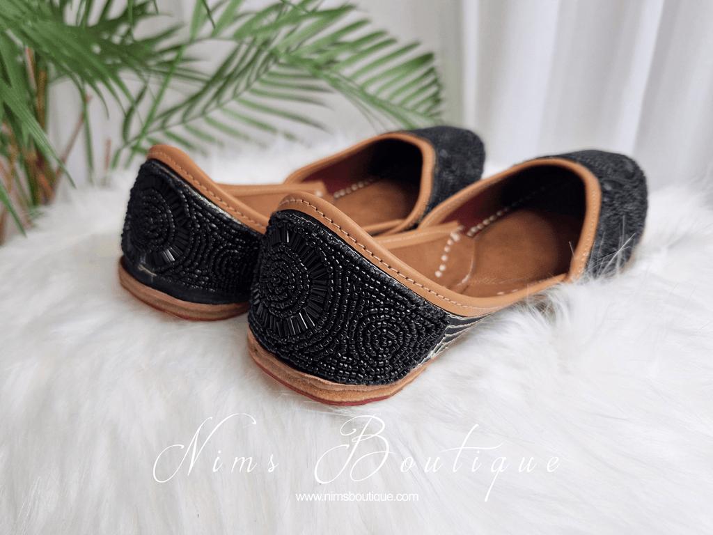 Nims Boutique Black Beaded Leather Punjabi Juttis
