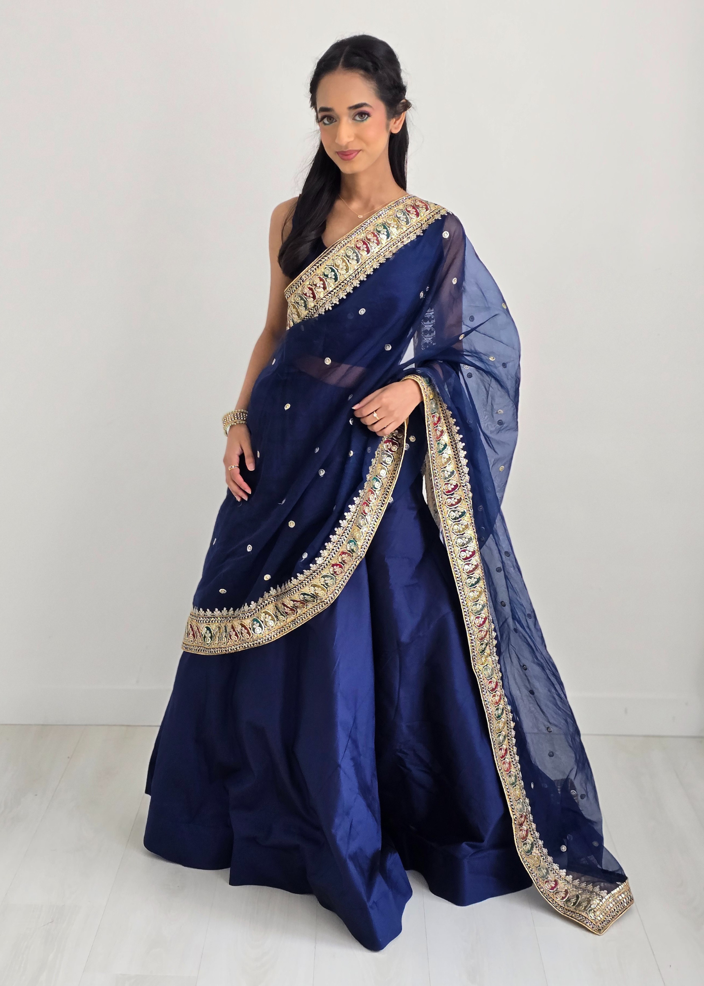 Sunidhi Navy Blue Multicolour Organza Dupatta/Chunni