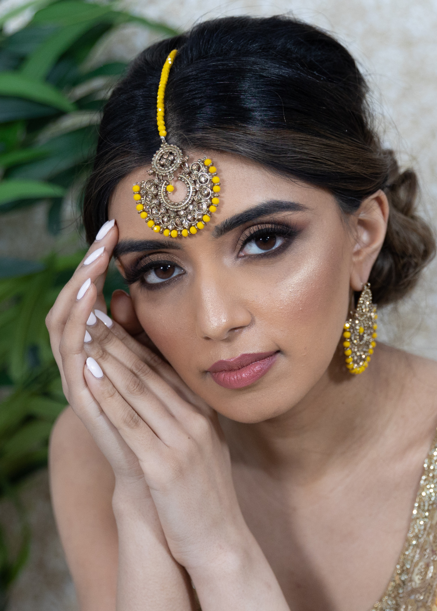 Royal Dark Yellow & Gold Stone Chand Tikka Set