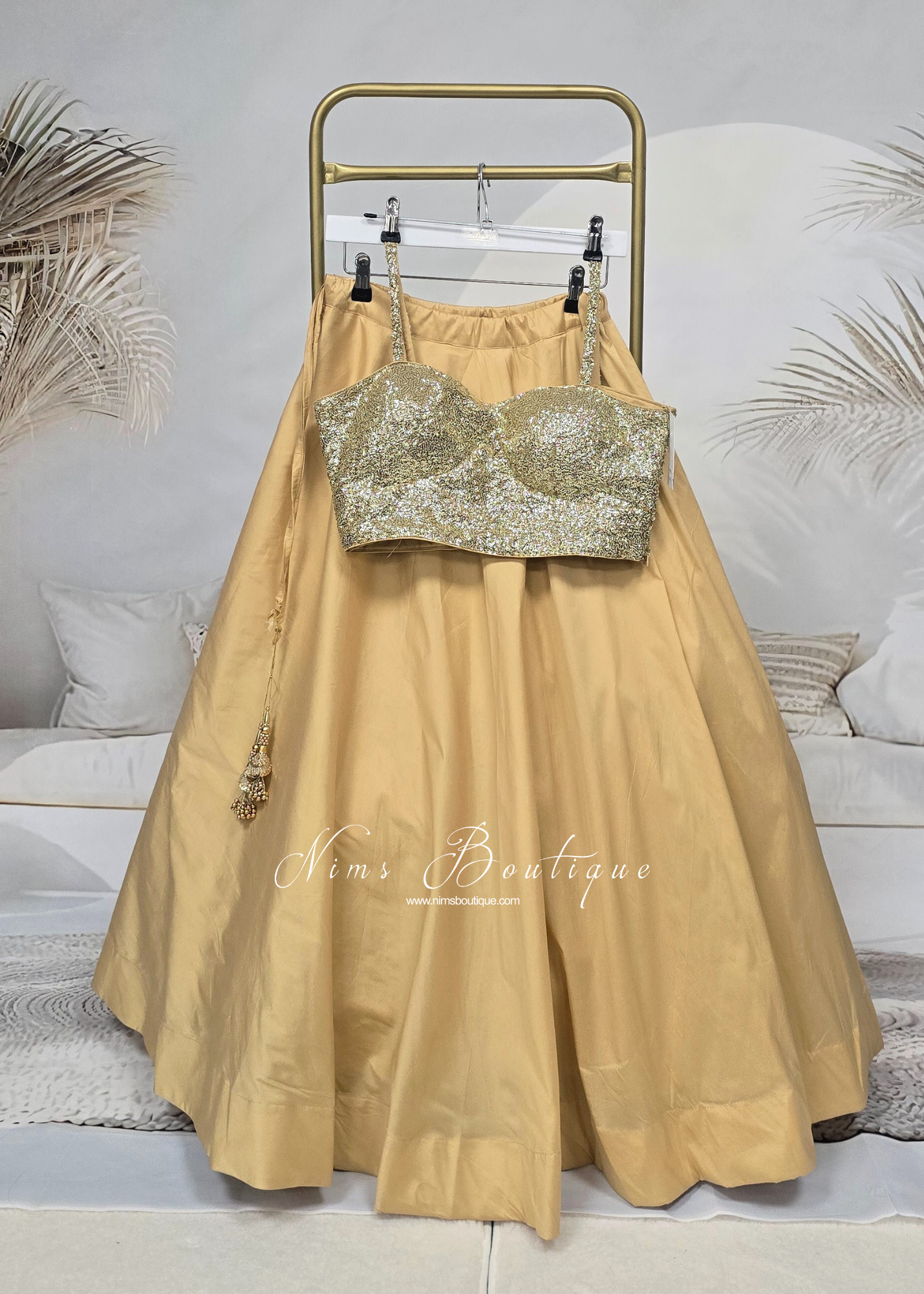 Readymade Gold Silk skirt/lehnga (sizes 6-18)