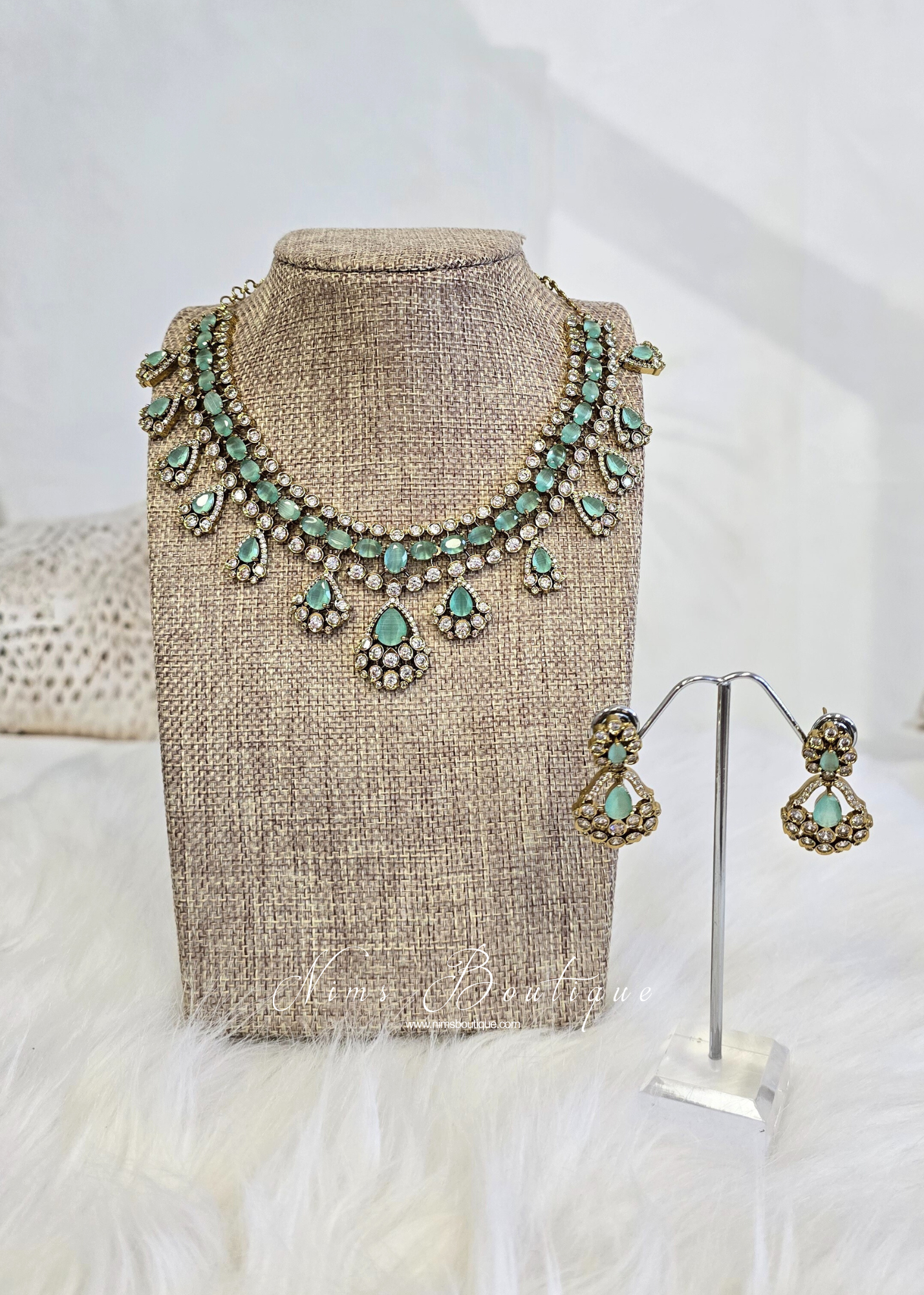 Ahana Mint Stone Jewellery Set