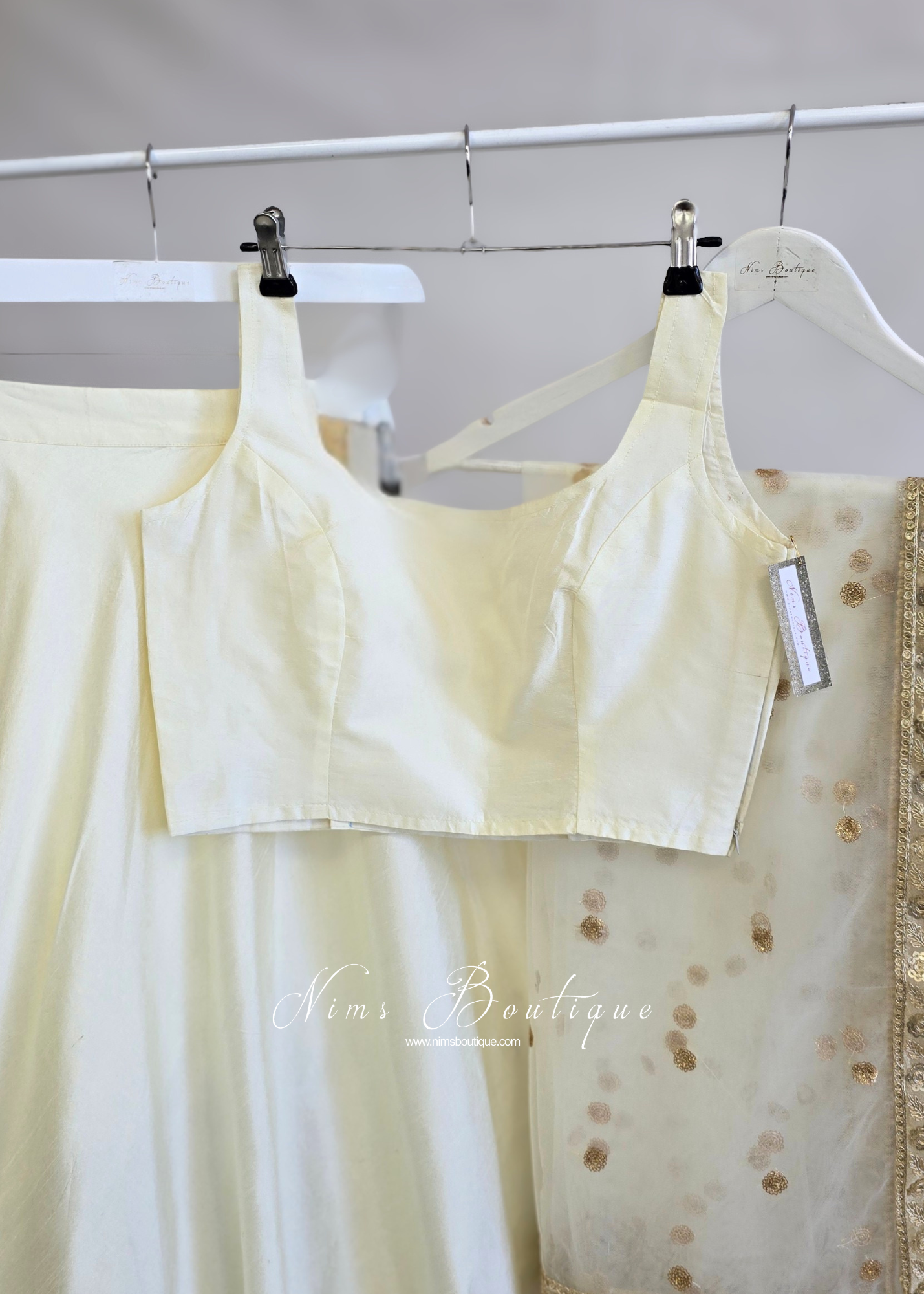 Saloni Sleeveless Cream Raw Silk Blouse (4-20)