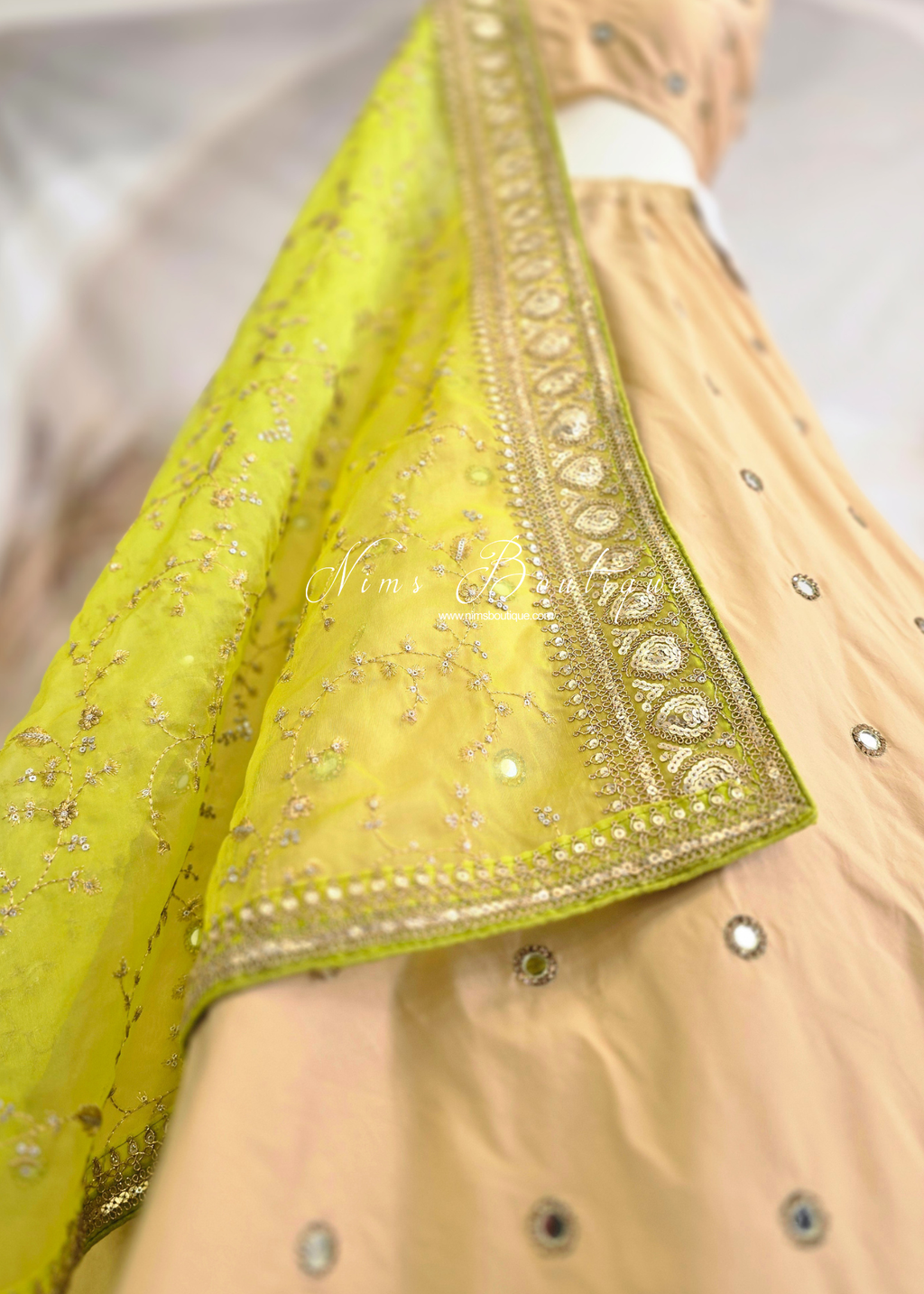 Mahi Luxury Lime Organza Embroidered Dupatta/Chunni