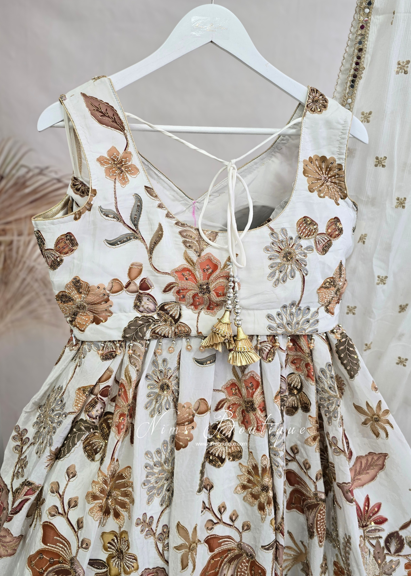 Luxury Floral Embellished Lehnga (size 12)