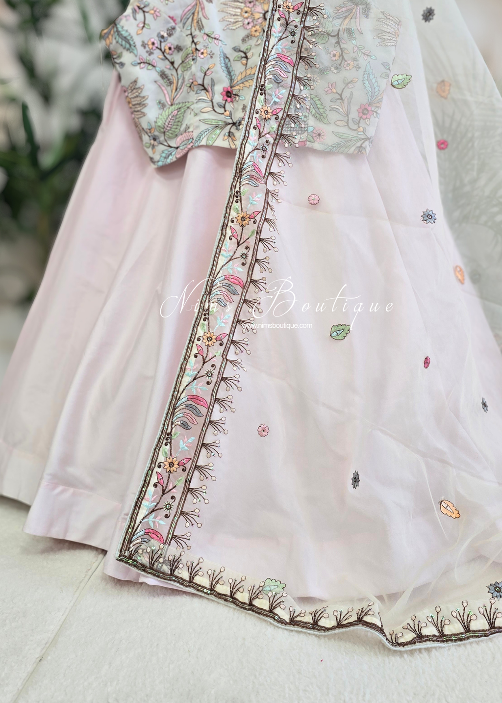 Luxury Sarika White Sleeveless Blouse (size 14-24)