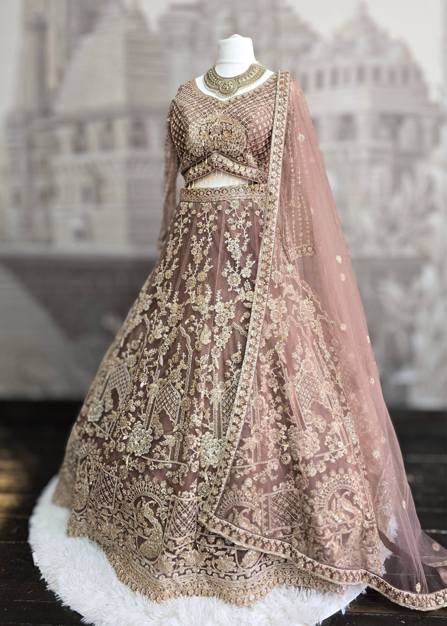 Luxury Dusky Mauve Lehenga (size 12)