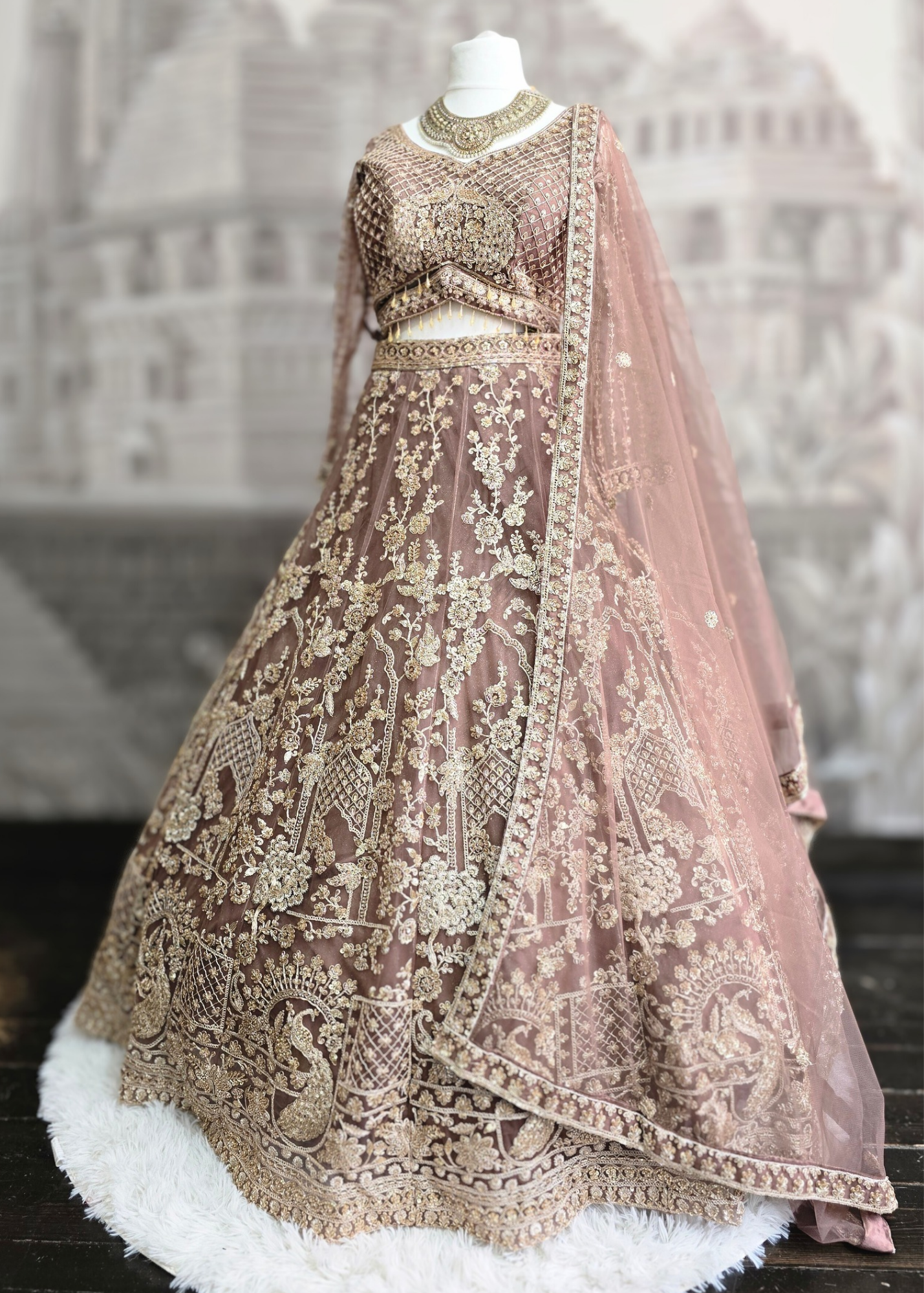 Luxury Dusky Mauve Lehenga (size 12)