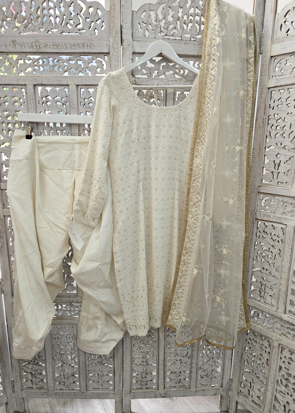 Ivory Chikankari Salwar Suit (Size 10-12)