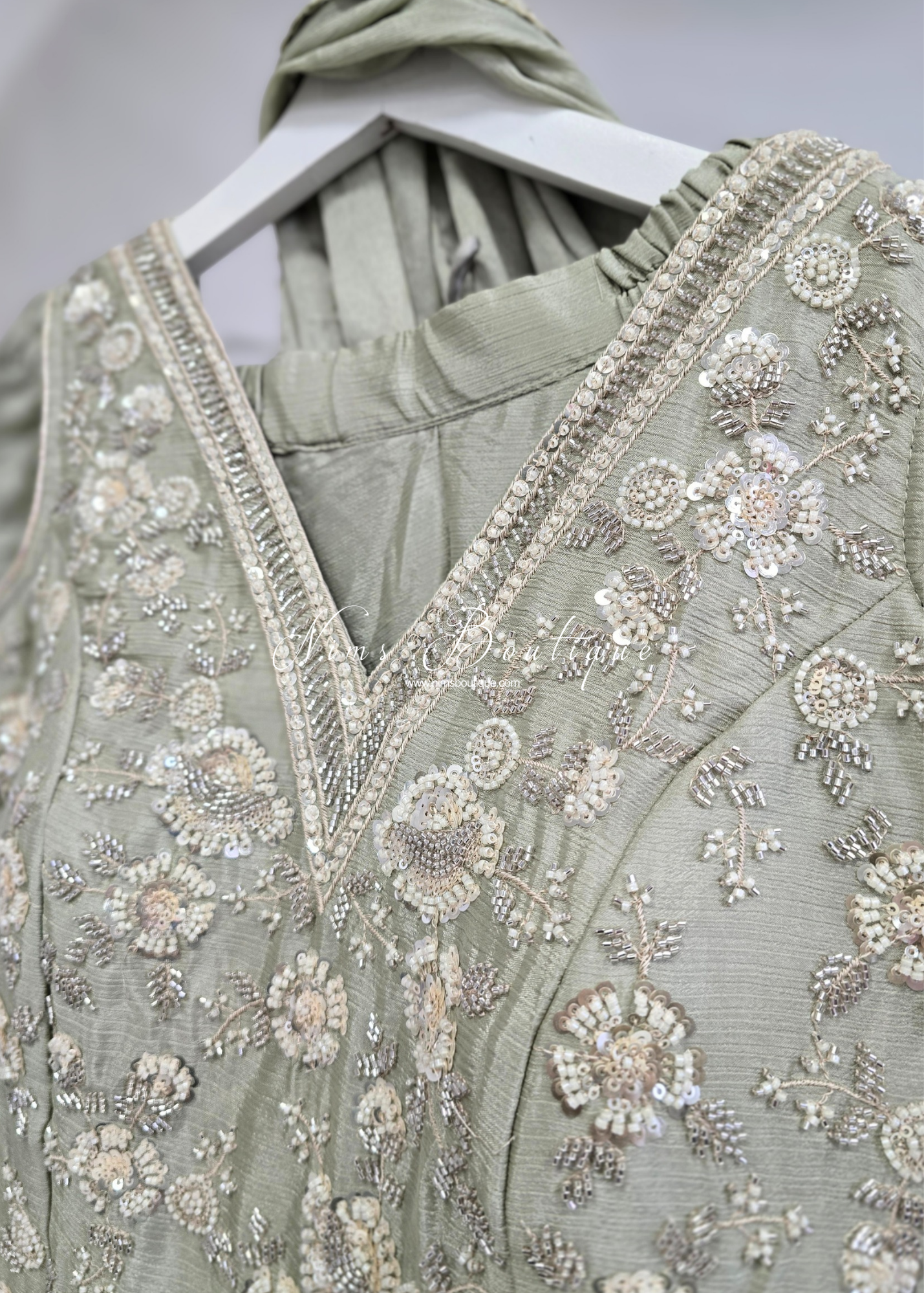 Luxury Short Embellished Sharara Suit (10-12)