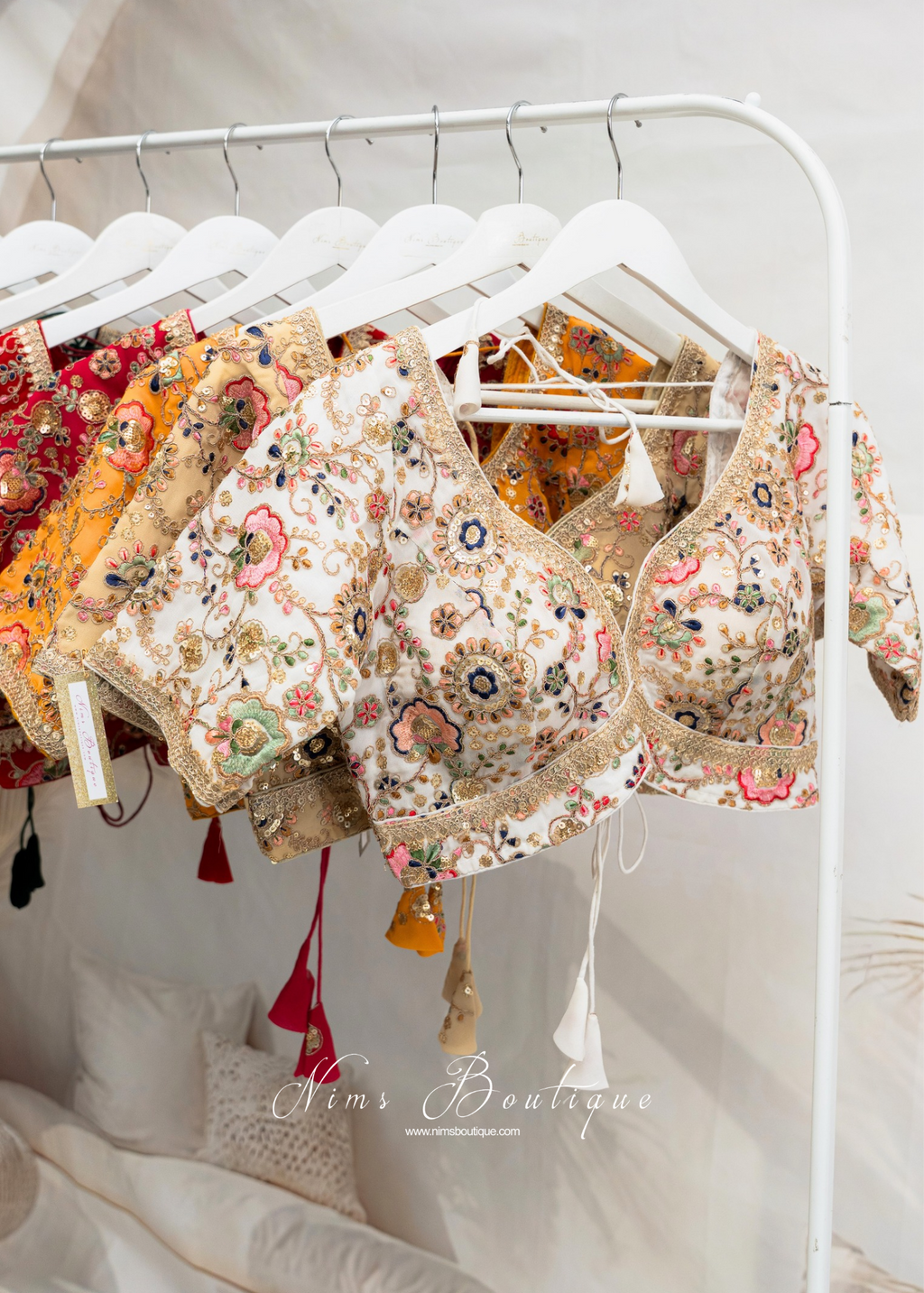 Genelia White Embroidered Blouse (10-12)