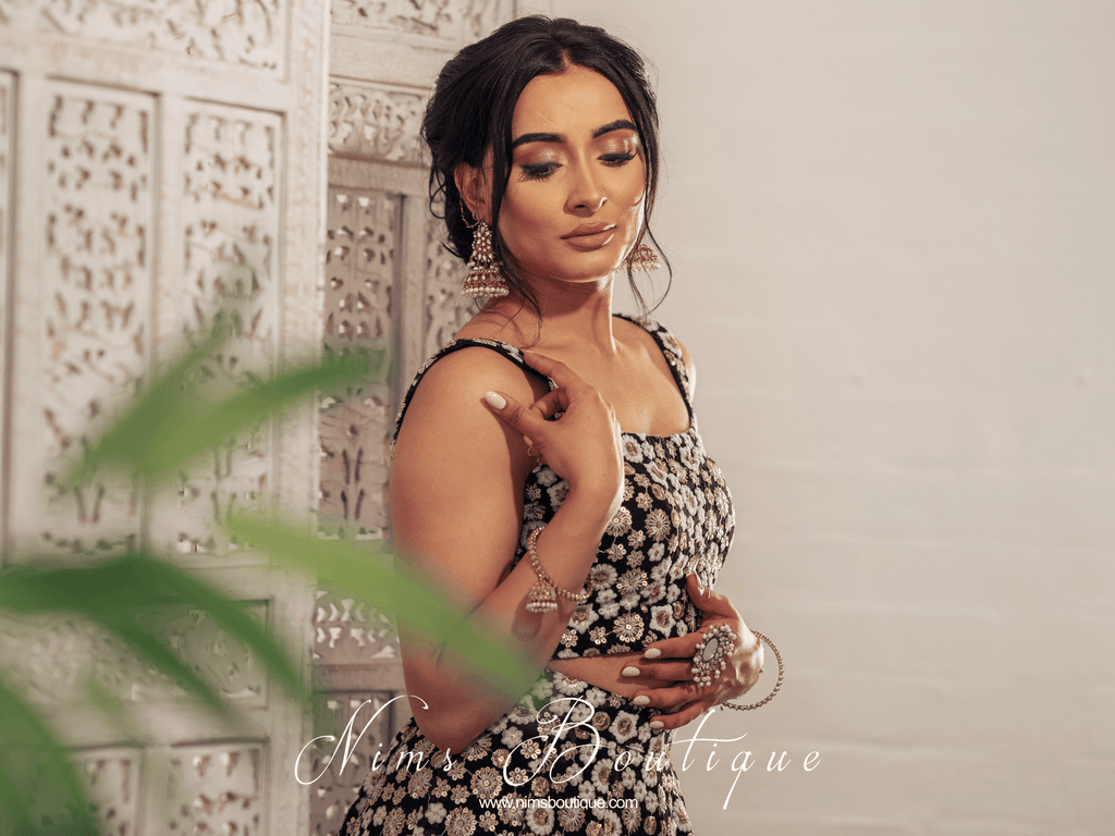 Nims Boutique Luxury NB Black & Ivory Sequin Bow Blouse size 4-20