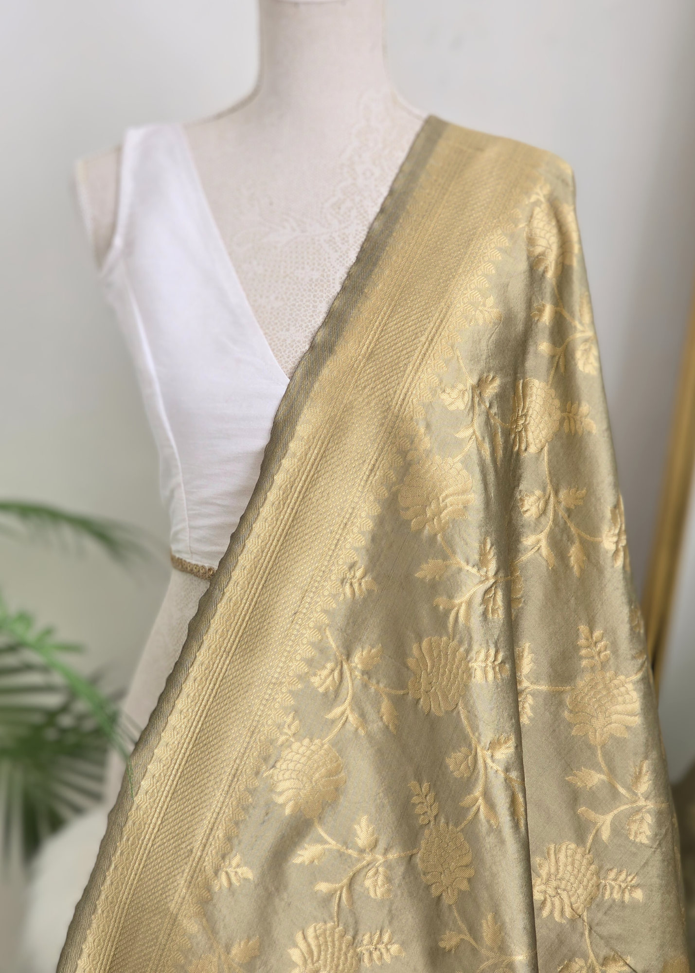 Dusky Sage Floral Silk Banarsi Dupatta/Chunni