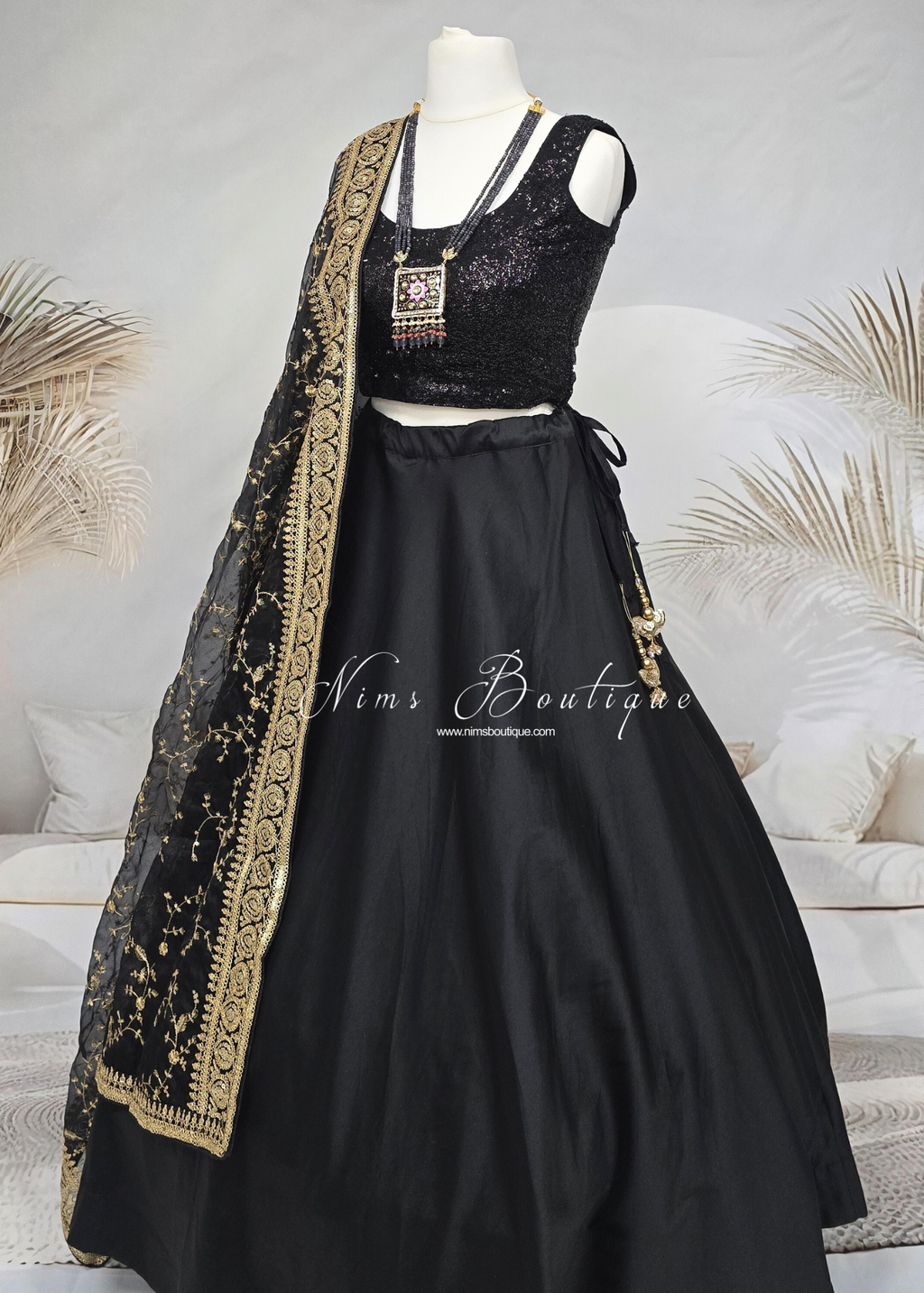 Luxury Black Sequin Sleeveless Blouse (4-24)