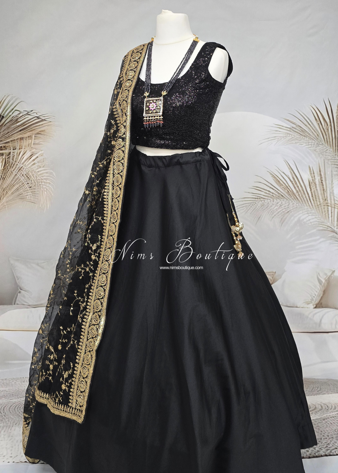 Luxury Black Sequin Sleeveless Blouse (4-24)