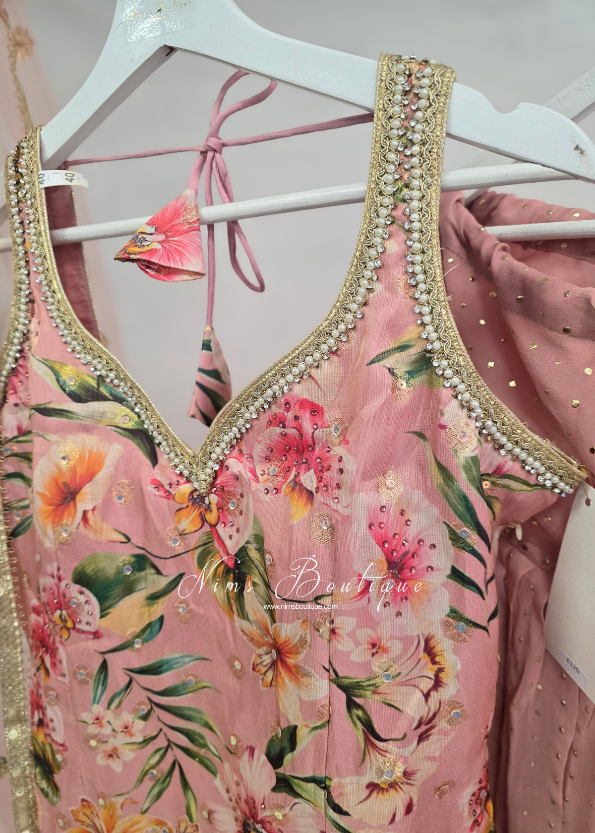 Pink Floral Salwar Suit (Size 10-12)