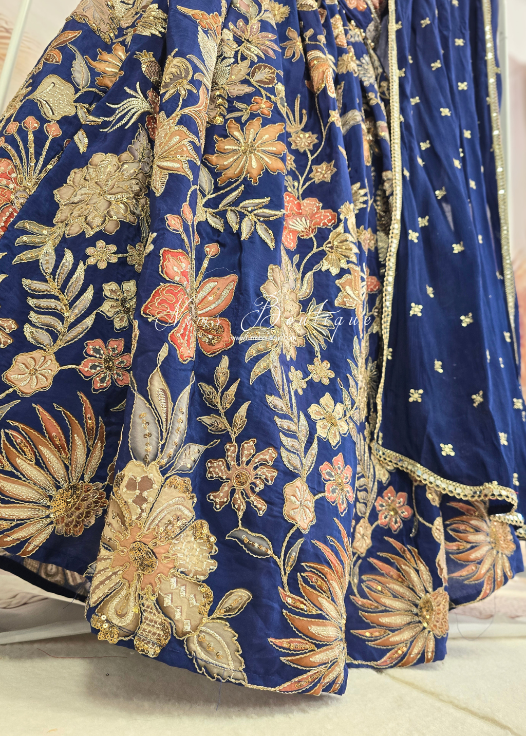 Luxury Floral Embellished Lehnga (size 12)