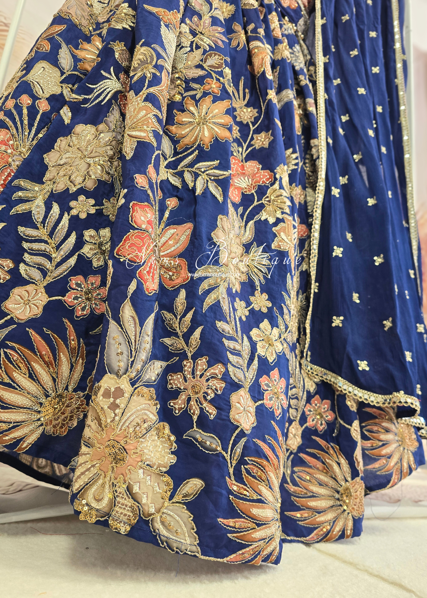 Luxury Floral Embellished Lehnga (size 12)