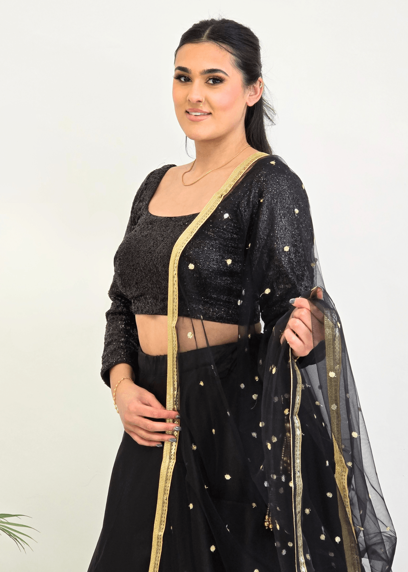 Nims Boutique Luxury Black Sequin Long sleeved Blouse size 4-22