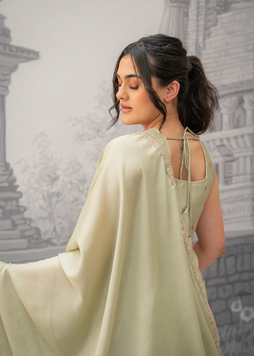 Thread Embroidery Salwar Suits Size 10-12 (various colours)