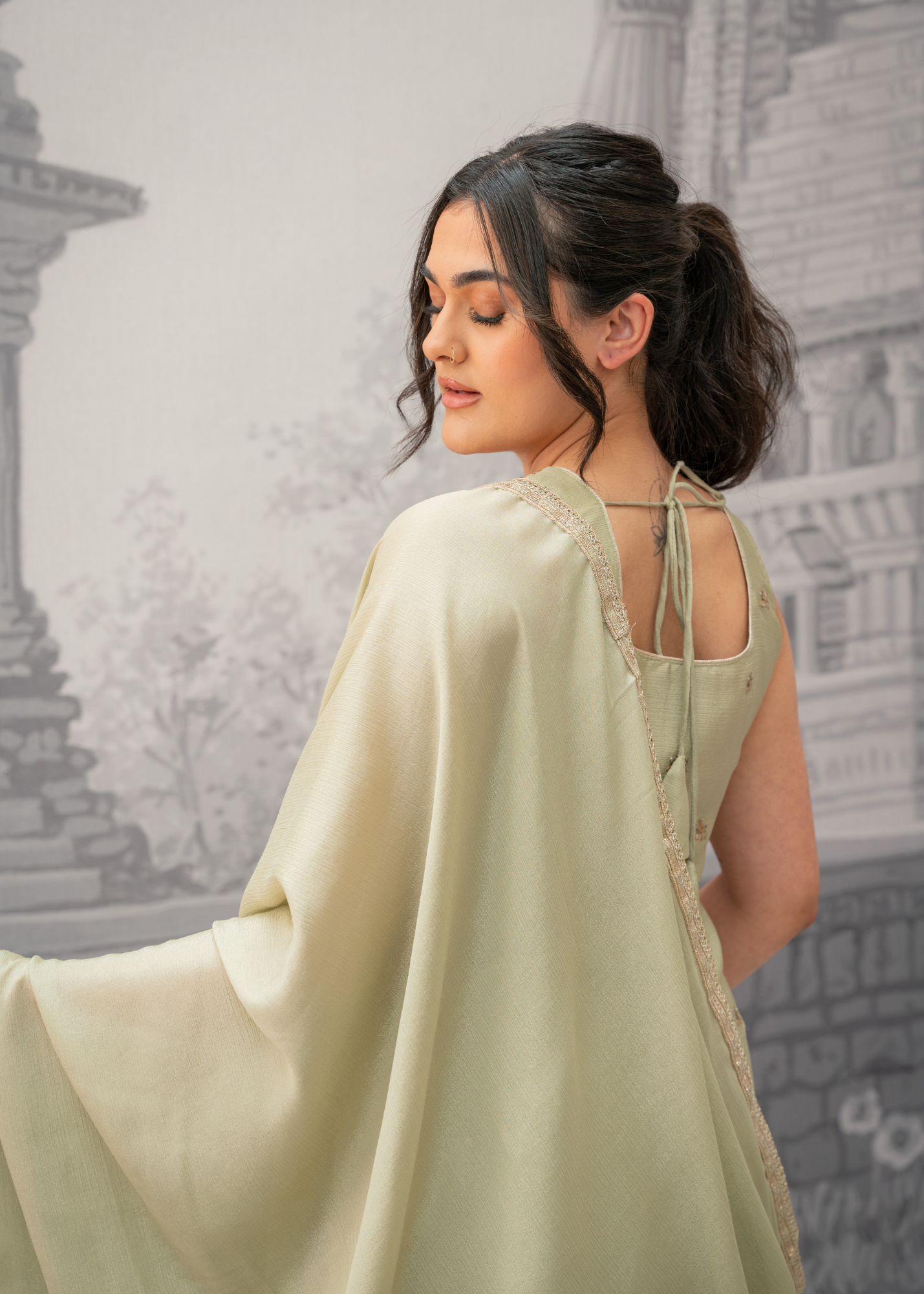 Thread Embroidery Salwar Suits Size 10-12 (various colours)