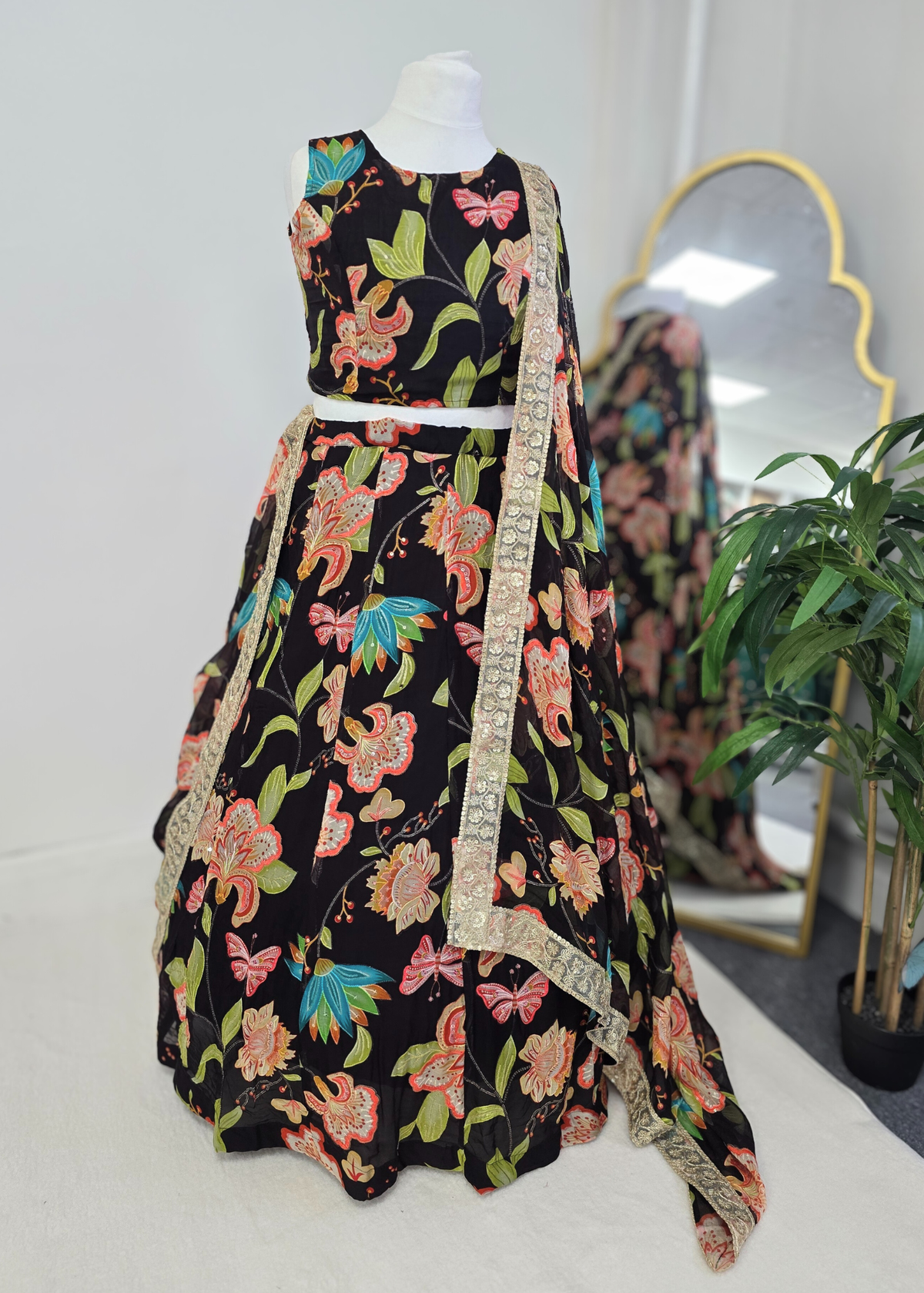 Lillianna Brights readymade skirt/lehnga (size 4-18)