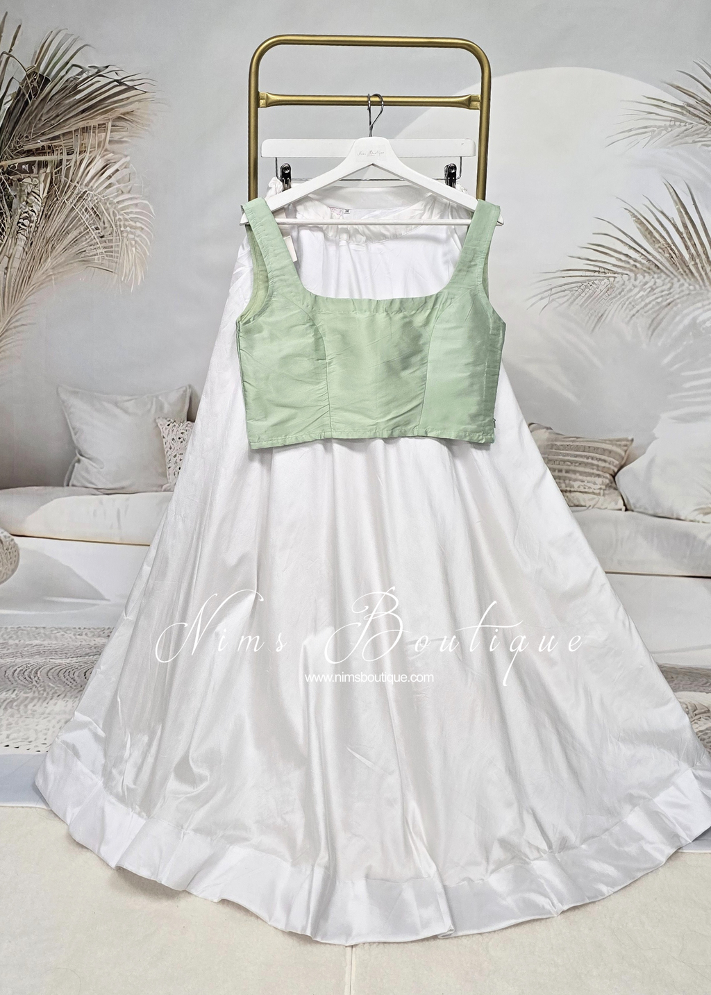 Sleeveless Light Mint Silk Blouse (8-28)