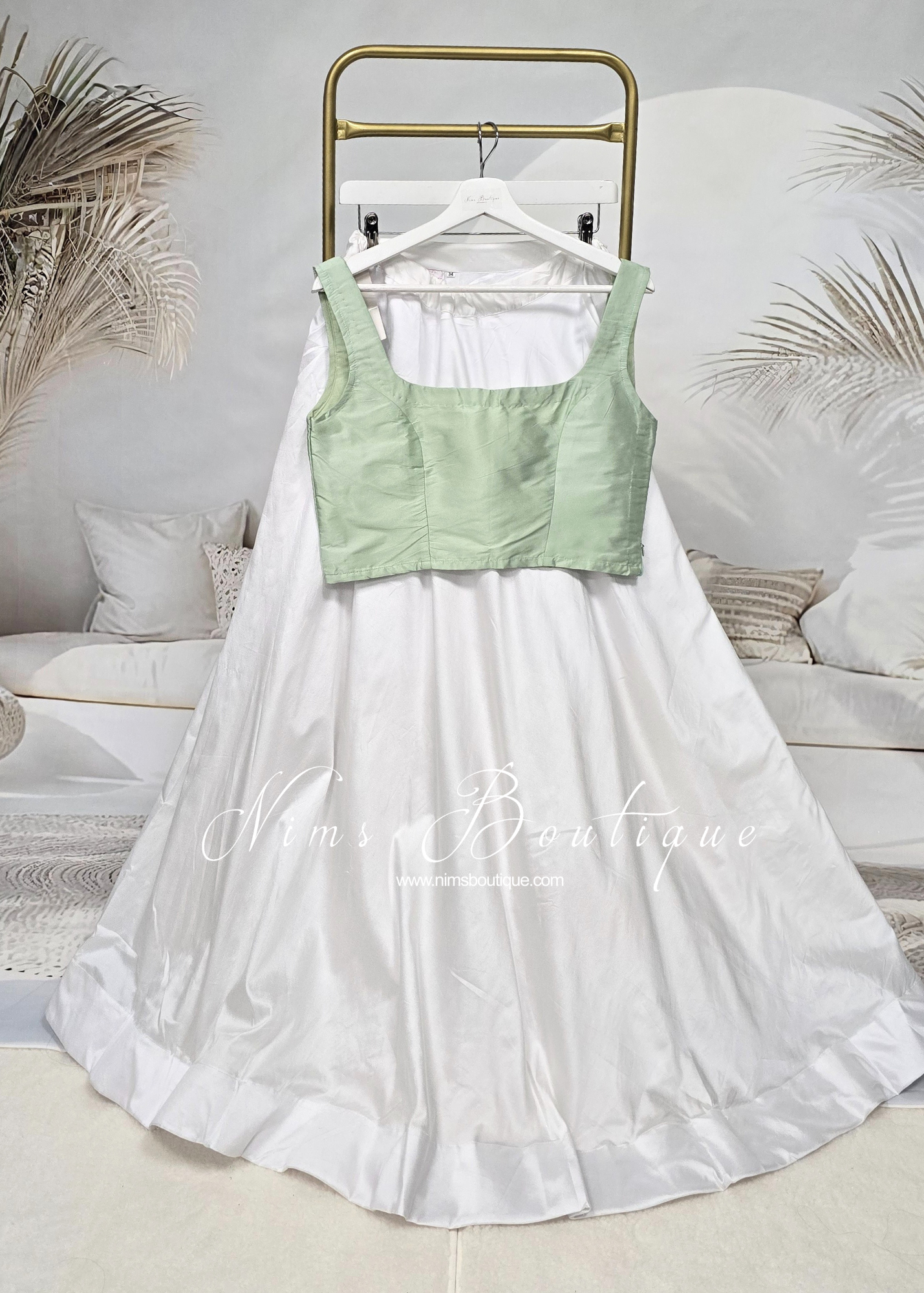 Sleeveless Light Mint Silk Blouse (8-28)