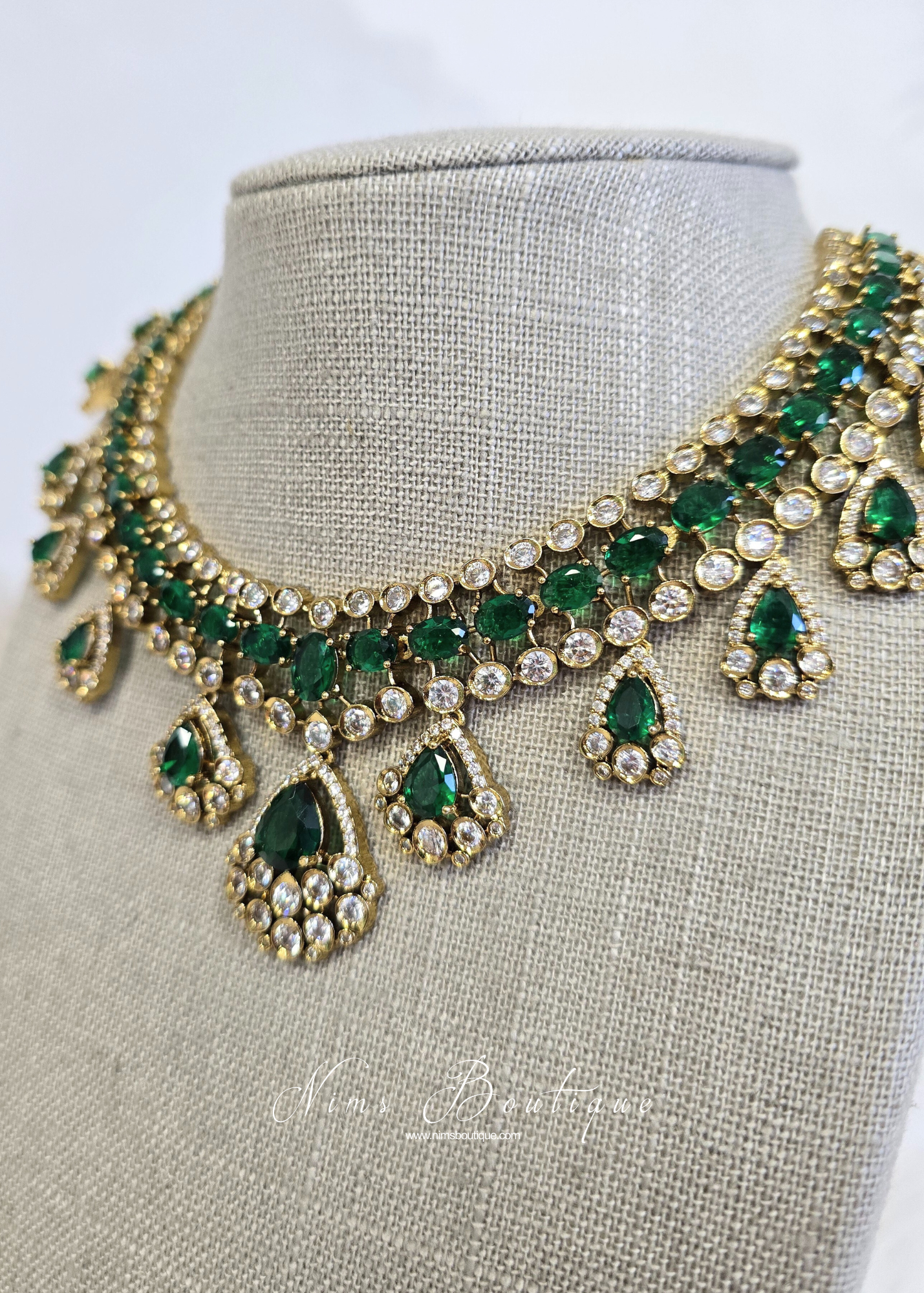 Ahana Emerald Green Stone Jewellery Set