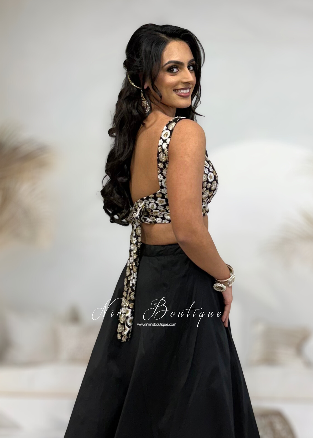 Luxury NB Black & Ivory Sequin Bow Blouse (size 4-16)