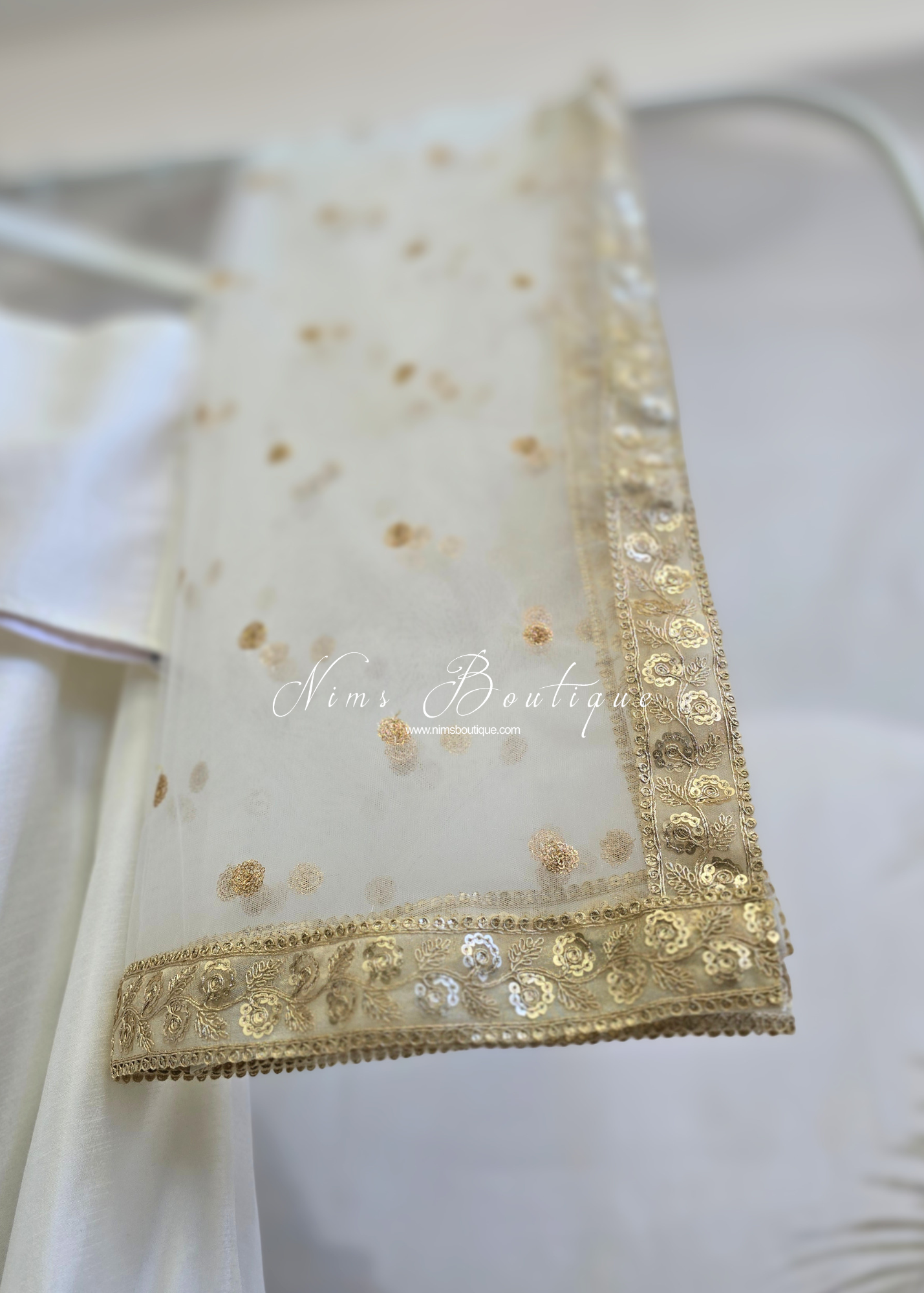 Saloni Ivory Sequin Dupatta/Chunni