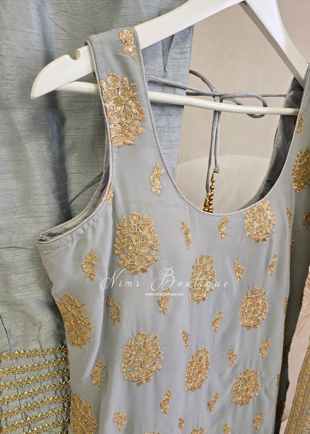Grey Sequin Pajami & Trouser Suit (Size 12-14)