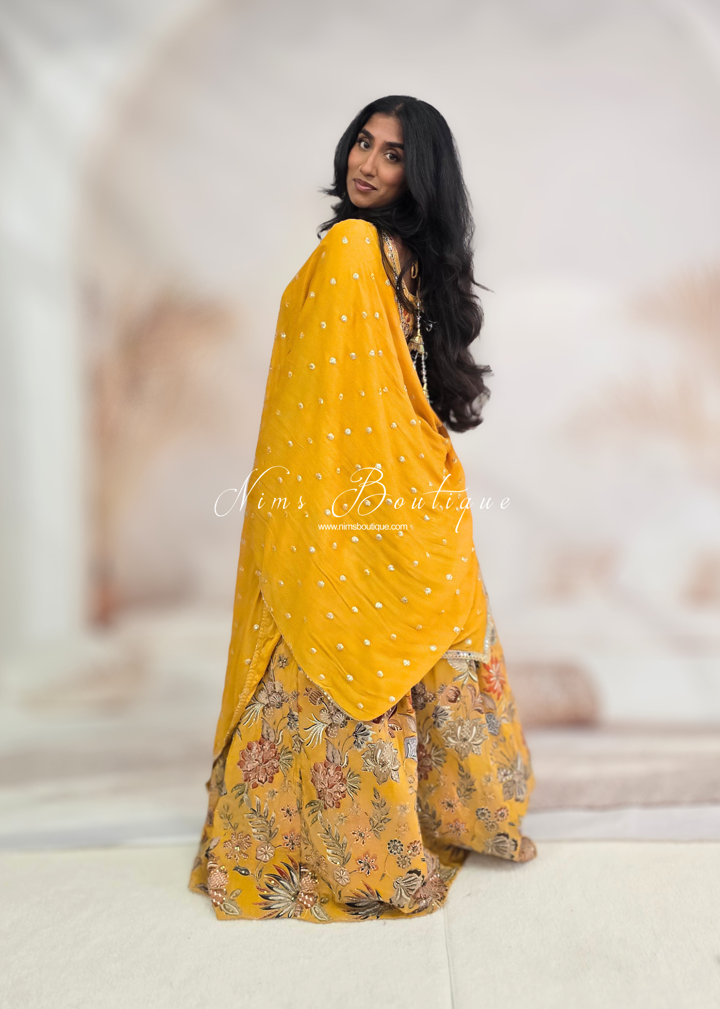 Luxury Floral Embellished Lehnga (size 12)