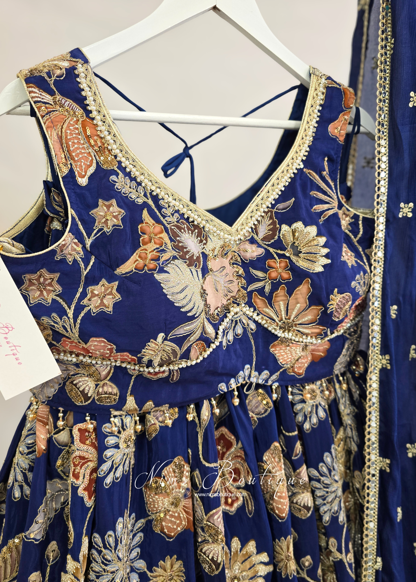 Luxury Floral Embellished Lehnga (size 12)