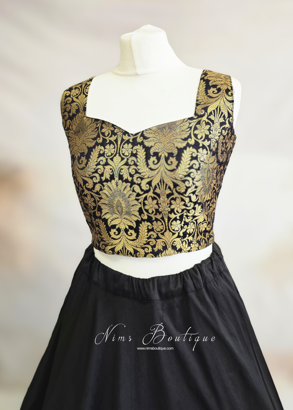 Black Brocade Sleeveless Blouse (4-16)