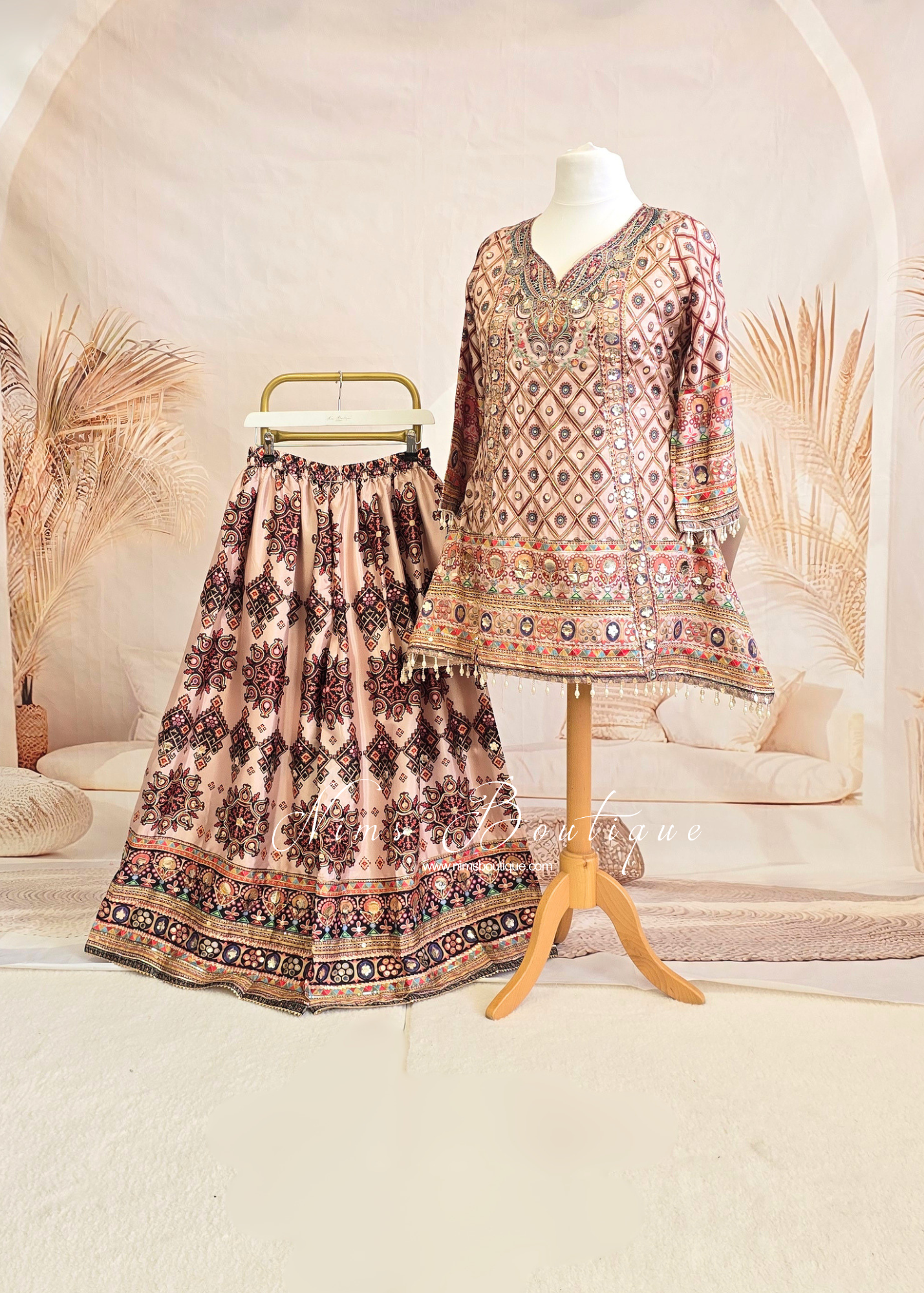 Printed Kaftan Sharara Suit (size 16-18)