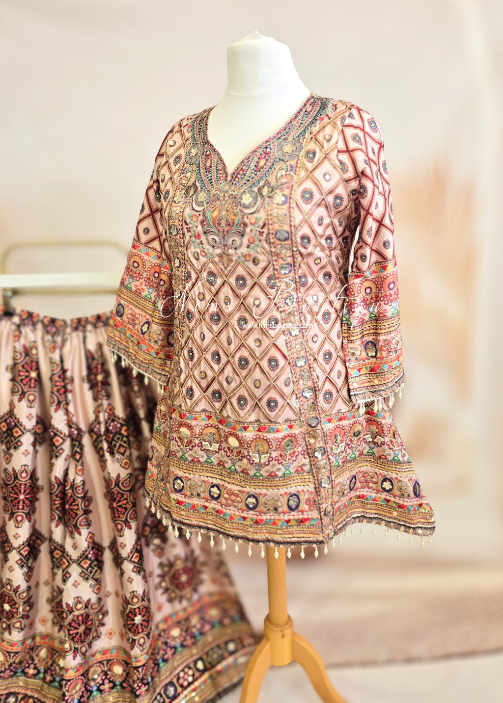 Printed Kaftan Sharara Suit (size 16-18)