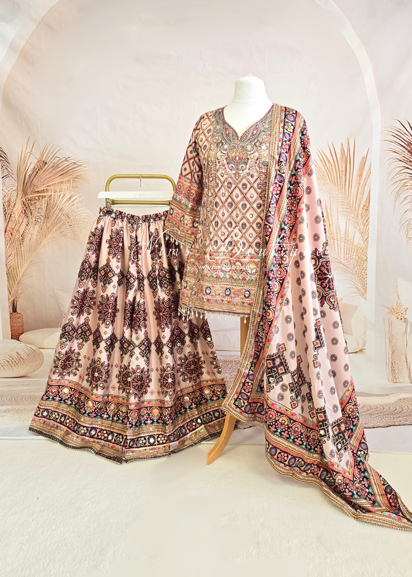 Printed Kaftan Sharara Suit (size 16-18)