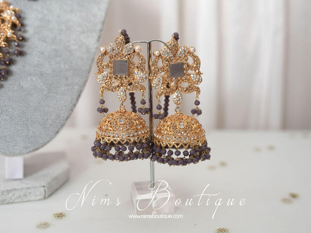 Nims Boutique Ridhi Dark Grey Earrings, Tikka & Passa Set