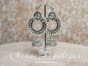 Nish Silver & Pearl Chumka Earrings