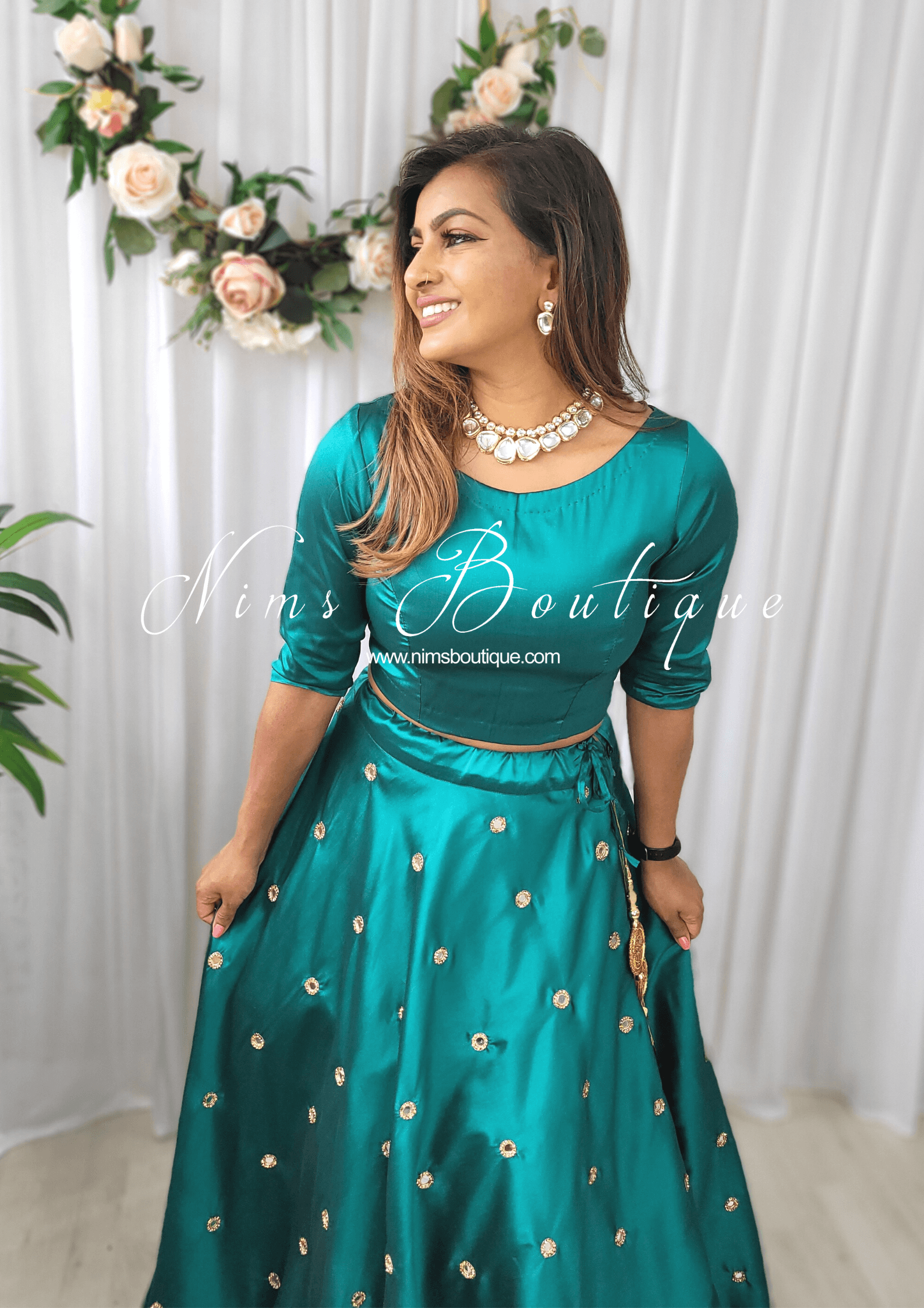 Nims Boutique Roshni Kundan Set